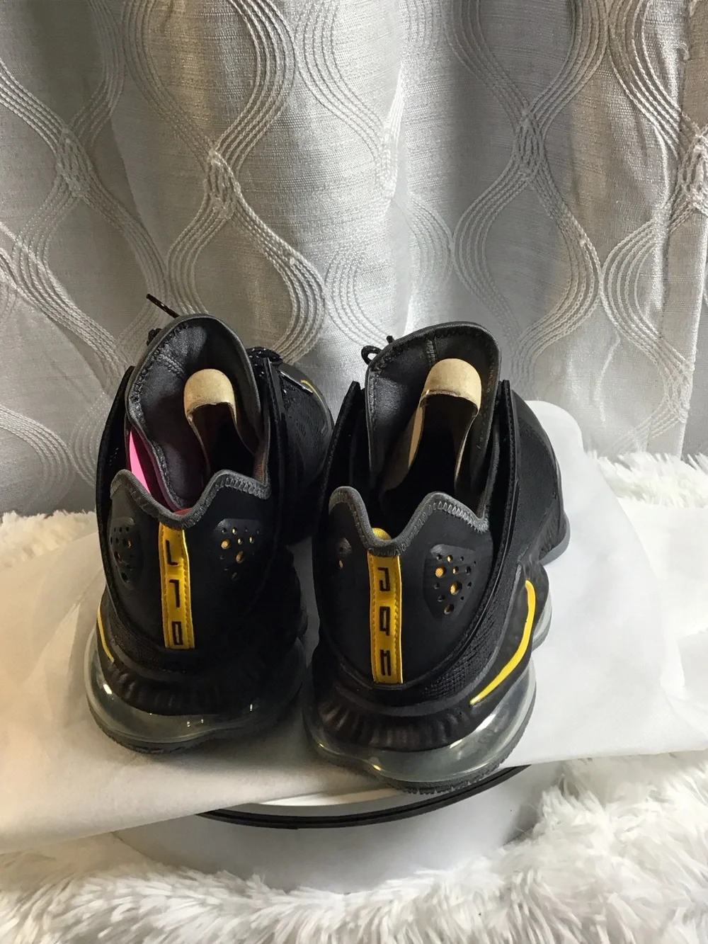 Nike classic men’s